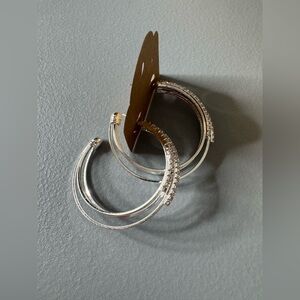 🛍️Any 5 items for $15 🛍️ Elegant Silver Crystal Hoop Earrings
